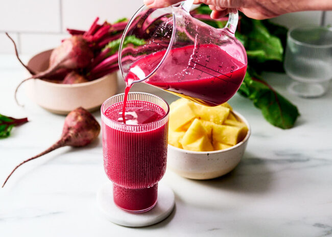Nước ép củ dền mix với gì?