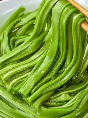 Rau tiến vua